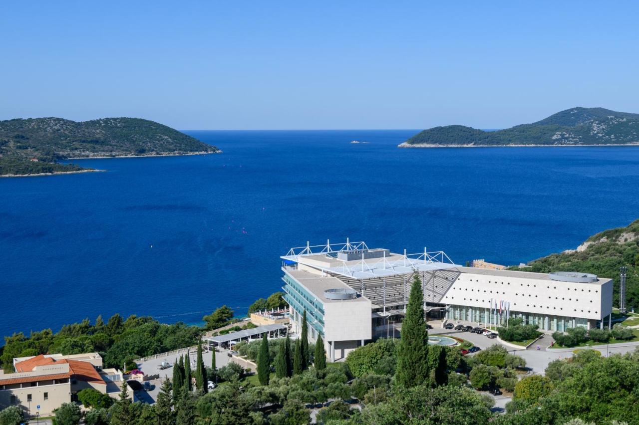 Apartment Mario - Veliki Stan Za Odmor - Terasa- Vrt - Bazen - Pogled More, Izoliran Orašac Zewnętrze zdjęcie